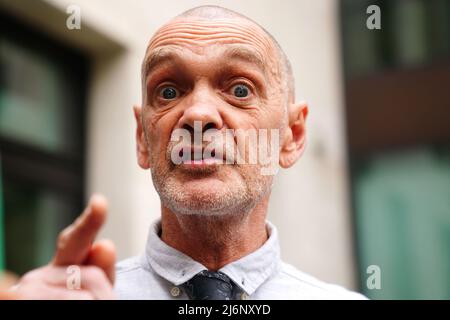 Lance O'Connor vor dem Westminster Magistrates' Court, London, wo er wegen Belästigung des Abgeordneten Peter Kyle am 20. Oktober letzten Jahres auf dem Parliament Square auftritt. Bilddatum: Dienstag, 3. Mai 2022. Stockfoto