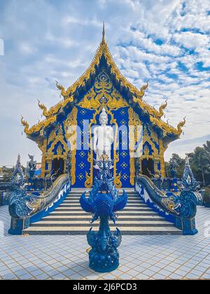 Wat Rong Suea Ten, der Blaue Tempel, in Chiang Rai, Thailand, Südostasien Stockfoto