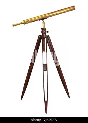 Authentisches altes Teleskop mit Holzstativ isoliert auf weißem Hintergrund Stockfoto