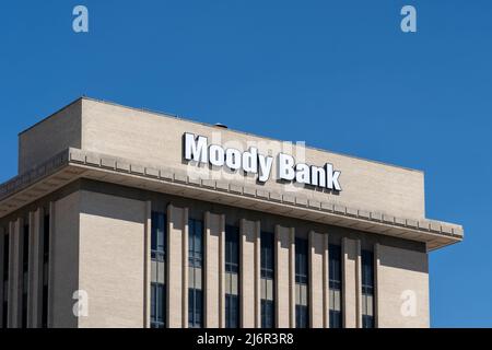 Galveston, Texas, USA - 12. März 2022: Hauptsitz der Moody National Bank in Galveston, Texas, USA. Stockfoto