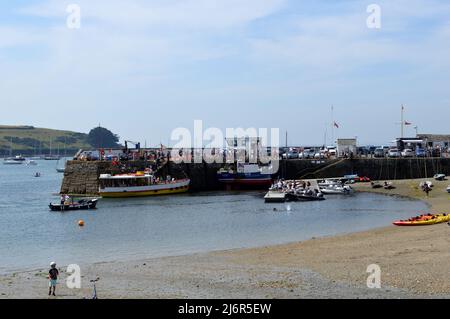 st Mawes, Cornwall - 2. Juli 202: Blick auf St Mawes an einem hellen Sommertag Stockfoto