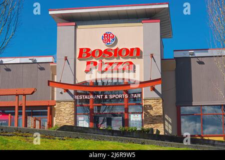 Außenansicht eines Boston Pizza Restaurants & Sports Bar, Pitt Meadows, B. C., Kanada. Stockfoto