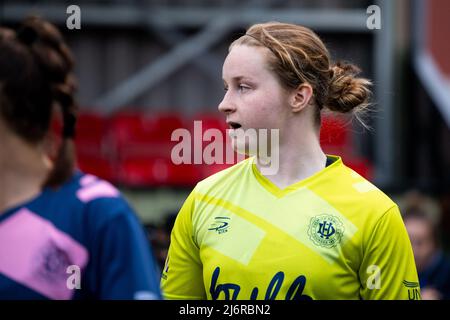 London, England. 03/05/2022, Torhüterin Rebecca Sargent (1 Dulwich Hamlet) vor dem Capital Womens Senior Cup Spiel zwischen Ashford (Middlesex) und Dulwich Hamlet bei der Meadowbank in London, England. Liam Asman/SPP Stockfoto