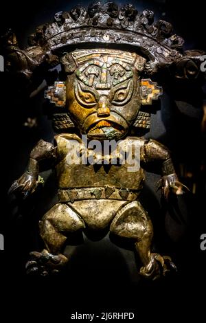 Artefakte im Museum der Königlichen Gräber von Sipan (Museo Tumbas Reales De Sipan), Lambayeque in der Nähe von Chiclayo, Peru. Stockfoto