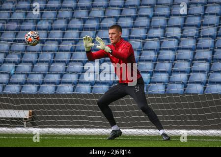 Ted Cann #37 von West Bromwich Albion wärmt sich vor dem Start in West Bromwich, Großbritannien, am 5/3/2022 auf. (Foto von Gareth Evans/News Images/Sipa USA) Stockfoto