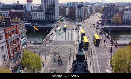 O Connell Bridge im Stadtzentrum von Dublin - Blick von oben Stockfoto