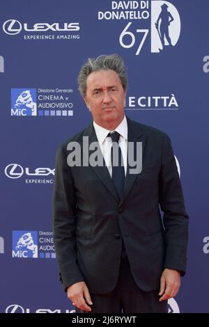 Paolo Sorrentino nimmt am roten Teppich des Premio David di Donatello 2022 67. in den Cinecittà Studios Teil. Stockfoto