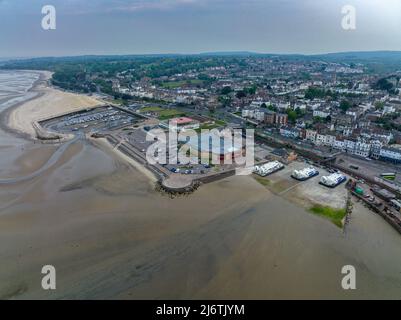 Luftaufnahme von Ryde Isle of Wight am frühen Abend. Ryde ist eine englische Küstenstadt Stockfoto