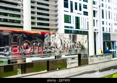 LONDON-Mai 2022: Home Office oder Home Department - Britisches Regierungsministerium. Hauptquartier in der Marsham Street in Westminster. Stockfoto