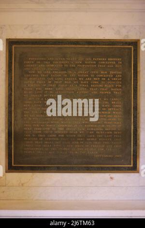 Der Text von Abraham Lincolns berühmter Gettysburg-Adresse, der an einer Wand in der Lincoln Hall geschrieben wurde. Stockfoto