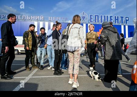 Nicht exklusiv: ZAPORIZHZHIA, UKRAINE - 3. MAI 2022 - Stellvertretender Premierminister - Minister für die Wiedereingliederung der vorübergehend besetzten Gebiete der Ukraine Stockfoto