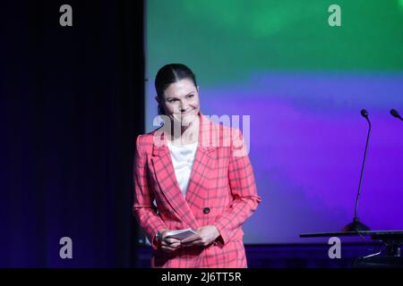 Göteborg, Schweden, am 04. Mai 2022. Kronprinzessin Victoria hält eine Rede während eines Besuchs im Lindholmen Science Park in Göteborg, Schweden am 04. Mai 2022. Der norwegische Kronprinz und die Kronprinzessin sind vom 2. Bis 4. Mai 2022 zu einem offiziellen Besuch in Schweden. Foto: Adam Ihse / TT kod 9200 Stockfoto