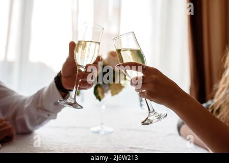 Handgemachte Toast mit Glas. Stockfoto