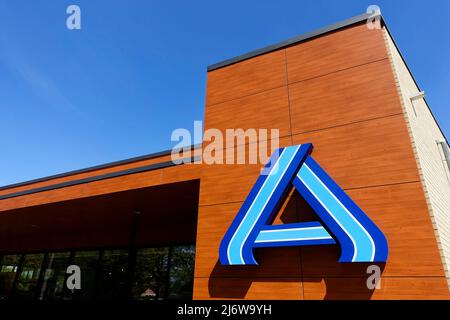 Supermarkt Aldi in Gatow, Berlin, Deutschland Stockfoto