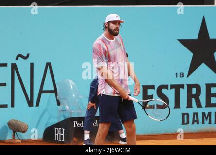 Madrid, Spanien. 03.. Mai 2022. Madrid, Spanien - 3. Mai 2022, Reilly Opelka aus den USA während des Tennisturniers Mutua Madrid Open 2022 am 3. Mai 2022 im Caja Magica Stadion in Madrid, Spanien - Foto Laurent Lairys/DPPI Credit: DPPI Media/Alamy Live News Stockfoto