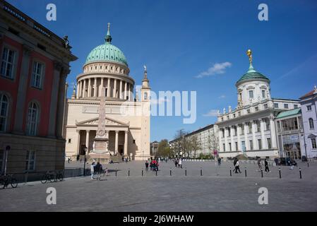 Nikolaikirche und Potsdam Museum C Forum fŸr Kunst und Geschichte, Forum für Kunst und Geschichte, Potsdam, Deutschland Stockfoto