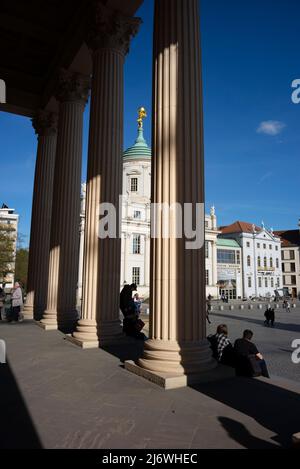 Nikolaikirche und Potsdam Museum C Forum fŸr Kunst und Geschichte, Forum für Kunst und Geschichte, Potsdam, Deutschland Stockfoto