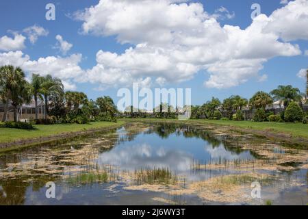 Veronawalk Lakeview von Perimeter Road, Naples, Florida Stockfoto