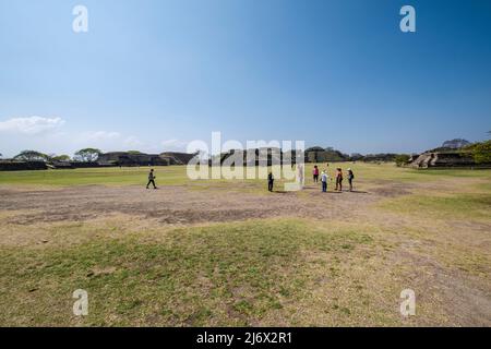 Panorama der Ruinen der alten Stadt der mesoamerikanischen Zapotec-Zivilisation von Monte Alban - Oaxaca, Mexiko Stockfoto