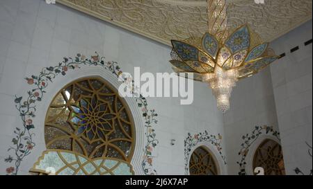 Details in der Sheikh Zayed Grand Moschee in Abu Dhabi. 2019 Stockfoto