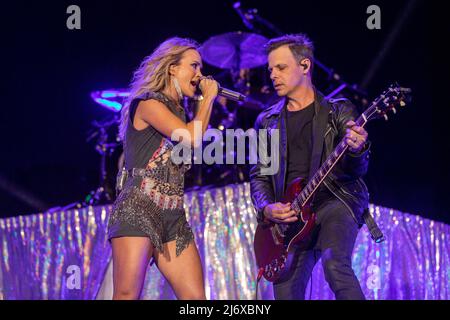 Carrie Underwood beim Stagecoach Music Festival am 30. April 2022 auf den Empire Polo Fields in Indio, Kalifornien (Foto: Daniel DeSlover/Sipa USA) Stockfoto