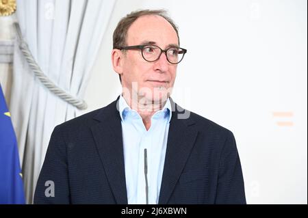 Wien, Österreich. 4. Mai 2022 Ministerrat der Bundesregierung im Bundeskanzleramt mit Gesundheitsminister Johannes Rauch (die Grünen). Themen: EU-Ölembargo gegen Russland und Tierschutz in der Landwirtschaft Stockfoto