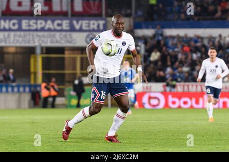 Straßburg, Frankreich - 29. April: Danilo Pereira von Paris Saint Germain kontrolliert den Ball während des Ligue 1 Uber Eats Spiels zwischen RC Strasbourg und Pa Stockfoto