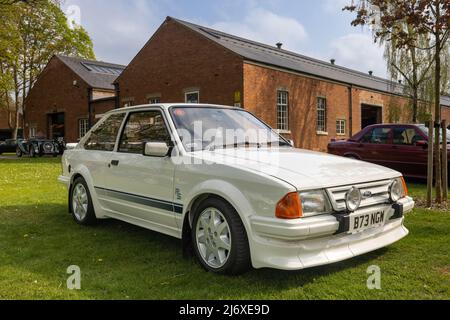 Ford Escort RS Turbo Series 1 ‘B73 NGW’ auf der April Scramble im Bicester Heritage Center am 23.. April 2022 ausgestellt Stockfoto