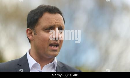 Edinburgh Schottland, Großbritannien Mai 04 2022. Führer der wichtigsten schottischen politischen Parteien auf dem Wahlkampfweg vor den schottischen Ratswahlen. Im Bild Anas Sarwar, Scottish Labor Party. sst/alamy Live-Nachrichten Stockfoto