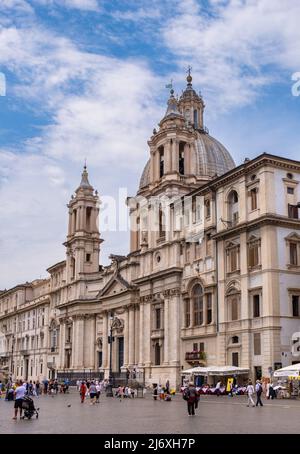 Rom, Italien - 27. Mai 2018: Sant'Agnese in Agone Kirche auf der Piazza Navona mit im historischen Stadtzentrum von Rom Stockfoto