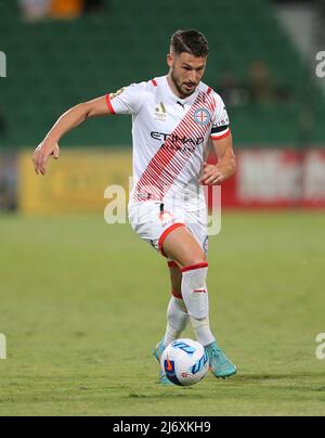 4.. Mai 2022; HBF Park, Perth, Western Australia, Australien; A League Football, Perth Glory gegen Melbourne City; Mathew Leckie von Melbourne City macht eine Pause Stockfoto