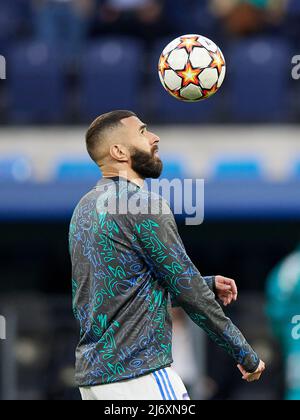 Madrid, Spanien. 04.. Mai 2022. Karim Benzema von Real Madrid während des UEFA Champions League-Spiels zwischen Real Madrid und Mancheaster City spielte am 4. Mai 2021 im Santiago Bernabeu Stadion in Madrid Spanien. (Foto von Ruben Albarran/PRESSINPHOTO) Credit: PRESSINPHOTO SPORTS AGENCY/Alamy Live News Stockfoto