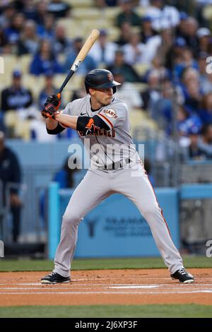 San Francisco Giants Mittelfeldspieler Austin Slater (13) wartet am Dienstag während eines MLB-Spiels in der regulären Saison gegen die San Francisco Giants auf den Platz Stockfoto