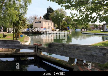 Das Junction Bridge House an der Saul Junction am Gloucester- und Schärfekanal Stockfoto