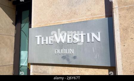 Westin Hotel Dublin City - DUBLIN, IRLAND - APRIL 20. 2022 Stockfoto