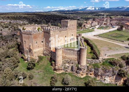 Die berühmte mittelalterliche Burg von Pedraza in der Provinz Segovia (Spanien) Blick von hinten Stockfoto