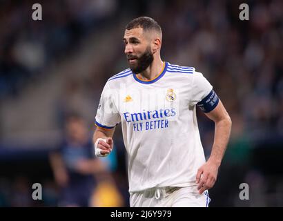 Madrid, Spanien. Mai 4. 2022: Santiago Bernab&#xe9;U Stadium, Madrid, Spanien: Champions League-Halbfinale, 2. Etappen, Real Madrid gegen Manchester City; Benzema von Madrid Credit: Action Plus Sports Images/Alamy Live News Stockfoto