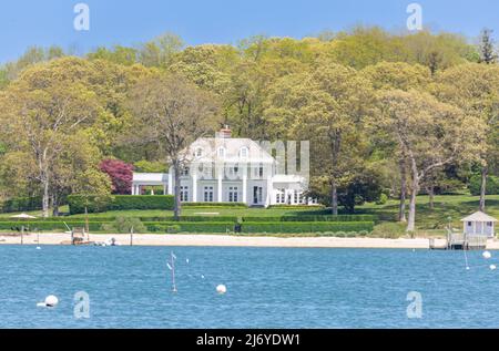 15 Harbour Lane vom Wasser aus Stockfoto