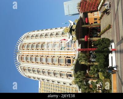 Macau, JAN 30 2011 - Sonnenblick auf das Casino Lisboa Stockfoto