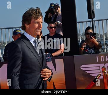 Darsteller Tom Cruise nimmt am Mittwoch, den 4. Mai 2022, an der Premiere des Filmdramas „Top Gun: Maverick“ auf der USS Midway in San Diego, Kalifornien, Teil. Foto von Jim Ruymen/UPI Stockfoto