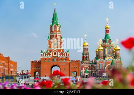 Verkündigungsturm und Kathedrale in Yoshkar-Ola, Russland Stockfoto