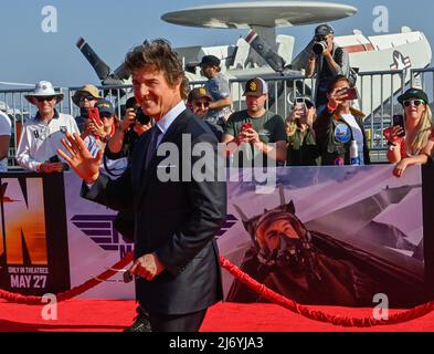 Darsteller Tom Cruise nimmt am Mittwoch, den 4. Mai 2022, an der Premiere des Filmdramas „Top Gun: Maverick“ auf der USS Midway in San Diego, Kalifornien, Teil. Foto von Jim Ruymen/UPI Stockfoto