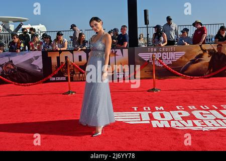 San Diego, Usa. 05.. Mai 2022. Keleigh Sperry nimmt an der Premiere des Filmdramas „Top Gun: Maverick“ auf der USS Midway in San Diego, Kalifornien, am Mittwoch, 4. Mai 2022 Teil. Foto von Jim Ruymen/UPI Credit: UPI/Alamy Live News Stockfoto