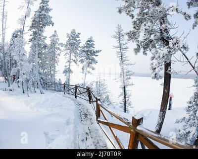 Lena säulte im Winter am Ufer des Lena-Flusses Yakutia Stockfoto