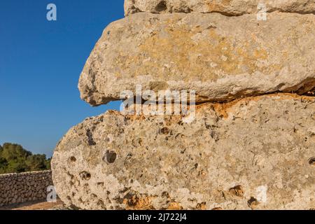 Naveta des Tudons, prähistorische Grabungsstätte, Menorca, Spanien Stockfoto