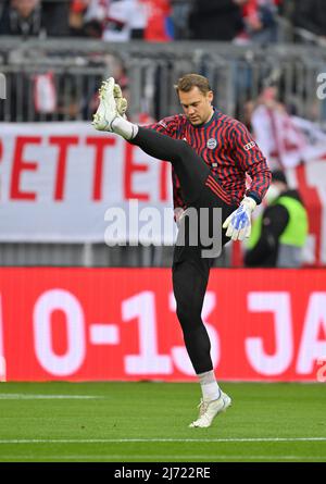 Torwart Manuel Neuer FC Bayern München FCB (01) beim Aufwaermen, Allianz Arena, München, Bayern, Deutschland Stockfoto