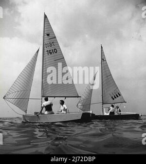 Snipe Class - Segelboot - Yachting. 27. Februar 1953. (Foto von Cowles Magazines Inc.) Stockfoto