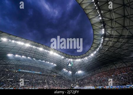 Marseille, Frankreich. 5. Mai 2022, Marseille - Überblick über das Stadion während des Spiels zwischen Olympique Marseille und Feyenoord am 5. Mai 2022 im Stade Velodrome in Marseille, Frankreich. (Box zu Box Pictures/Tom Bode) Stockfoto