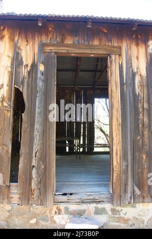 Verlassene Hütte in den Bergen von Winkleman, Arizona. Stockfoto