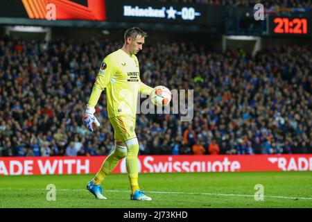 05. Mai 2022, Glasgow, Großbritannien die zweite Etappe des Europa League Halbfinals zwischen den Rangers und RB Leipzig war ein hochaufgeladenes Spiel, das im Ibrox Park, Glasgow, gespielt wurde, nachdem Leipzig im ersten Teil von 1 - 0 an der Spitze stand. Allerdings gewannen die Rangers in der Nacht 3 - 1 und machten es insgesamt 3 - 2 nach den Toren von Tavernier (18 Minuten), Kamara (24 Minuten) und Lundstram (80 Minuten). Nkunku (70 Minuten) traf für Leipzig. Die Rangers gehen nun in diesem Monat in Sevilla zum Finale. Kredit: Findlay / Alamy Live Nachrichten Stockfoto